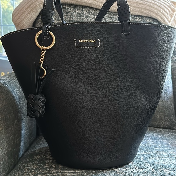 See by Chloe Cecelia Large Bucket/Tote Shoulder Bag, Black, EUC - Picture 6 of 9
